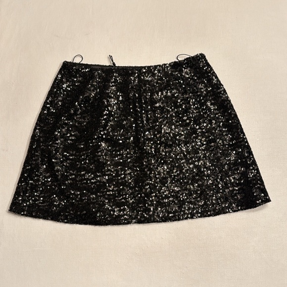 NWT In The Mood For Love Naisha Sequined Mesh Mini Skirt - Picture 6 of 7
